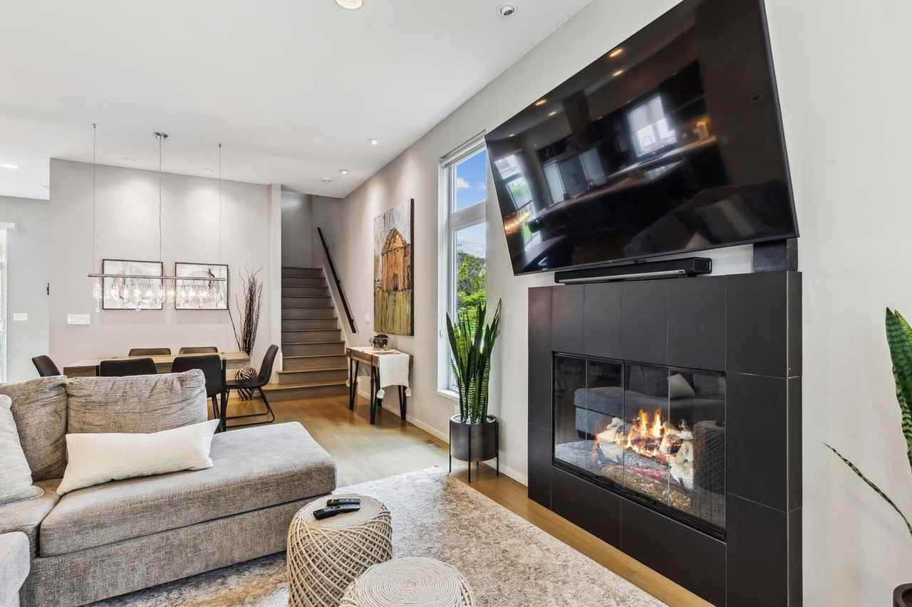 2379 W 7th St #1593917P - Photo 4 of 48