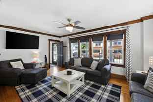 5013 New St - Photo 1 of 1