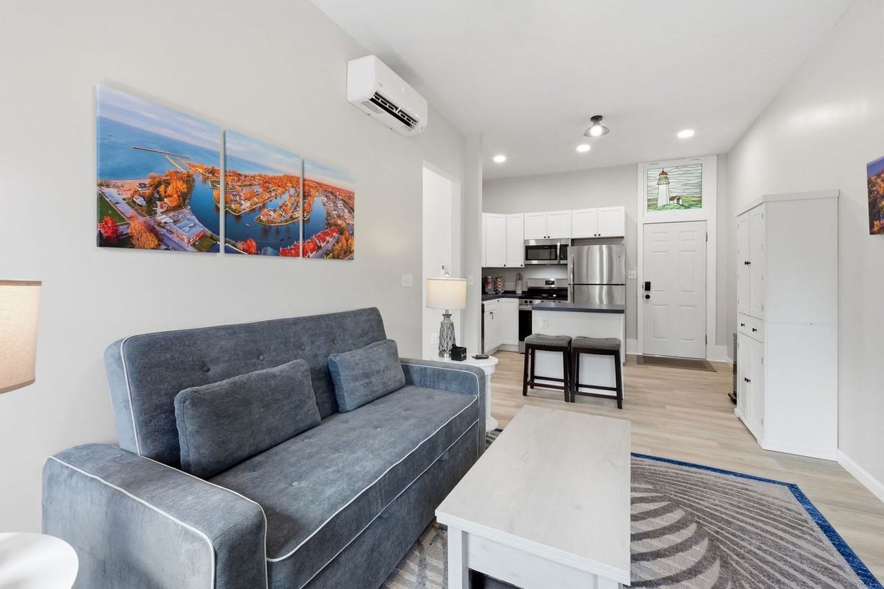 5502 Liberty Ave #1593931P - Photo 3 of 31