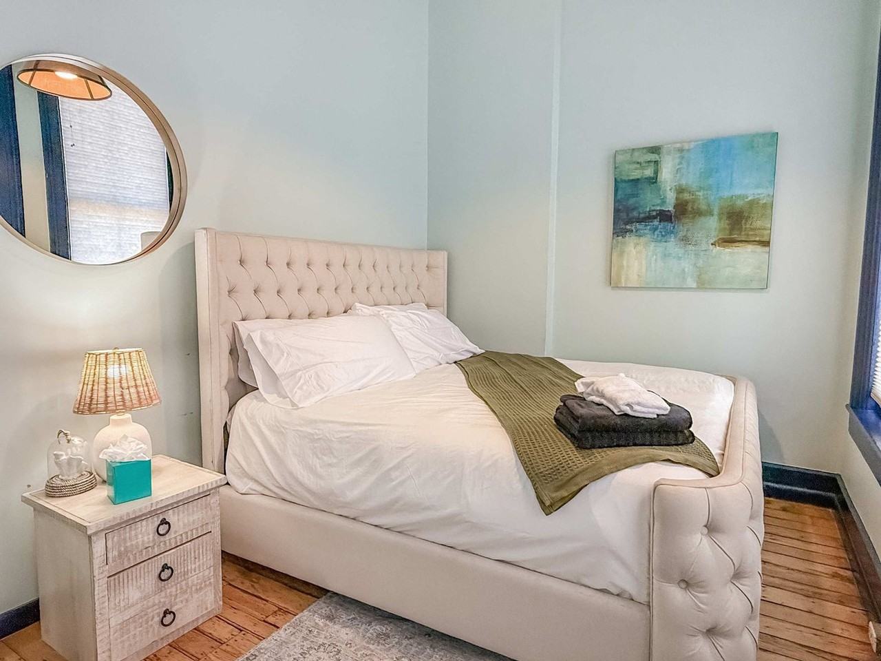 1668 E 40th St #1593940P - Photo 6 of 40