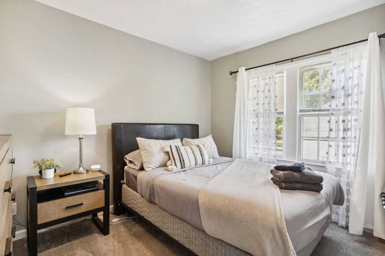 3703 Avalon Road - Photo 4 of 26