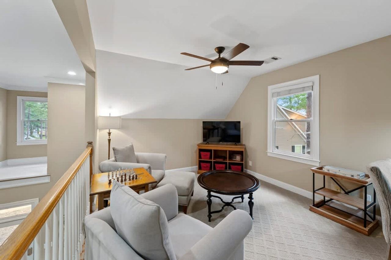 110 Mayfair Ct #1594705P - Photo 3 of 25