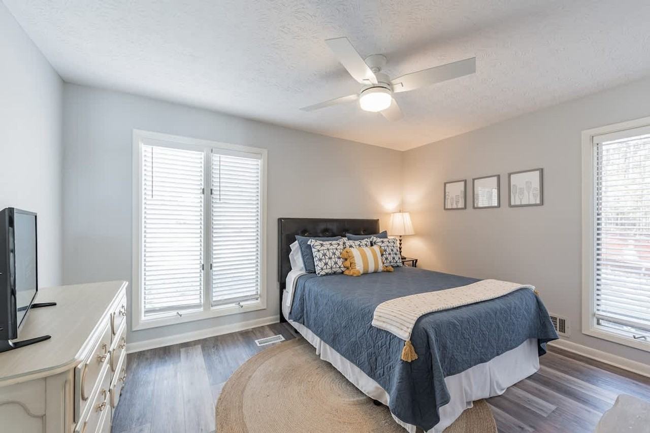 126 Parks Mill Dr #1594711P - Photo 4 of 32