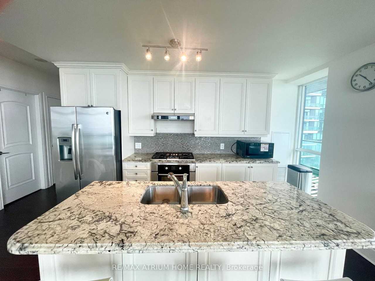 33 Bay Street #4905 - Photo 7 of 20