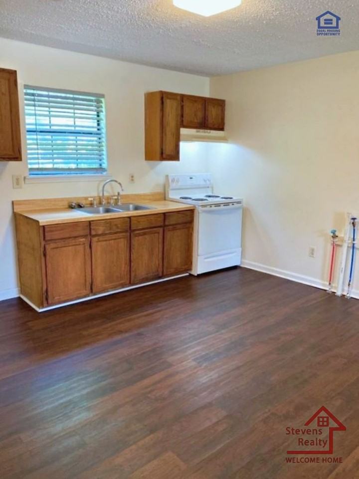 232 Dogwood Pointe Dr #1 - Photo 3 of 10