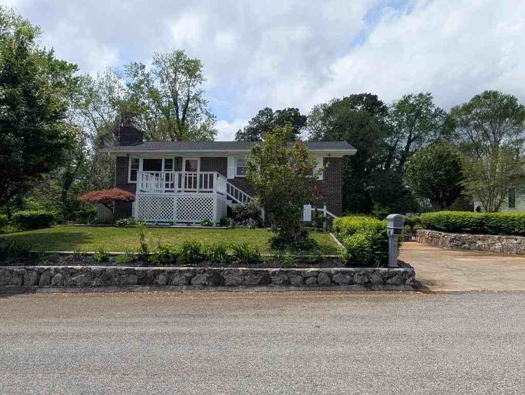 505 N Stanwood Ln - Photo 2 of 23