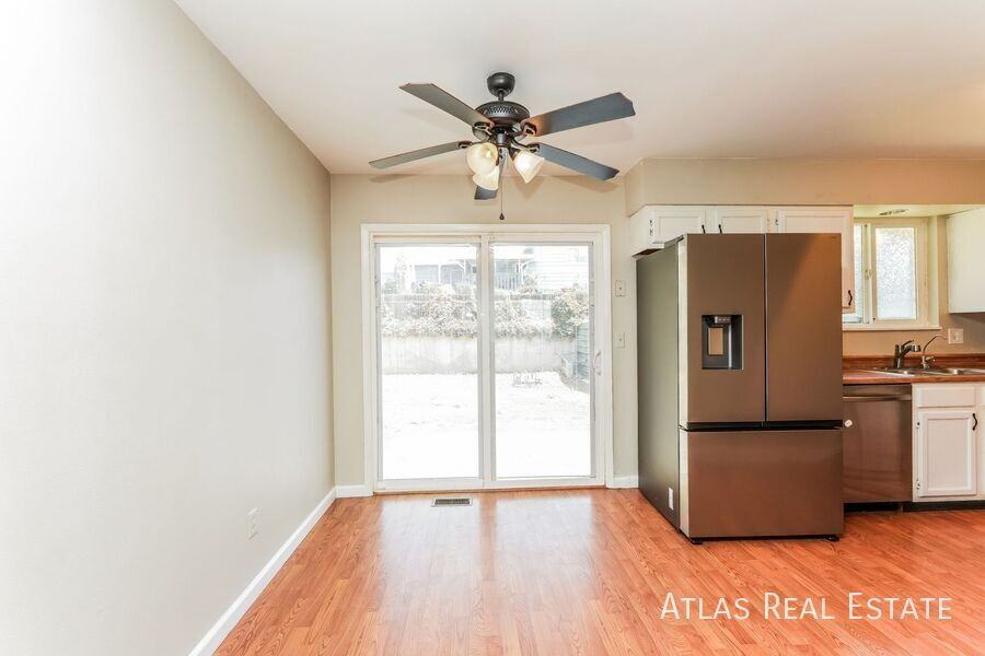 7145 Red Cloud St - Photo 5 of 21