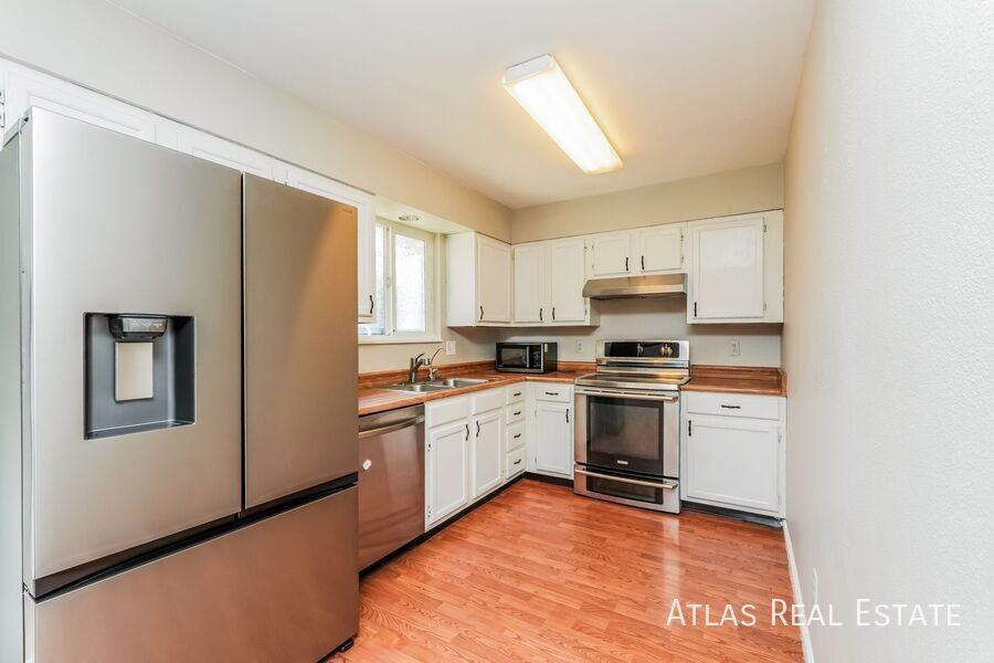 7145 Red Cloud St - Photo 6 of 21