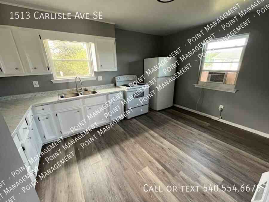 1513 Carlisle Ave Se - Photo 2 of 13