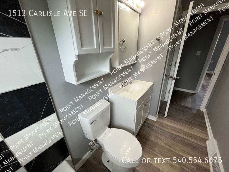 1513 Carlisle Ave Se - Photo 7 of 13