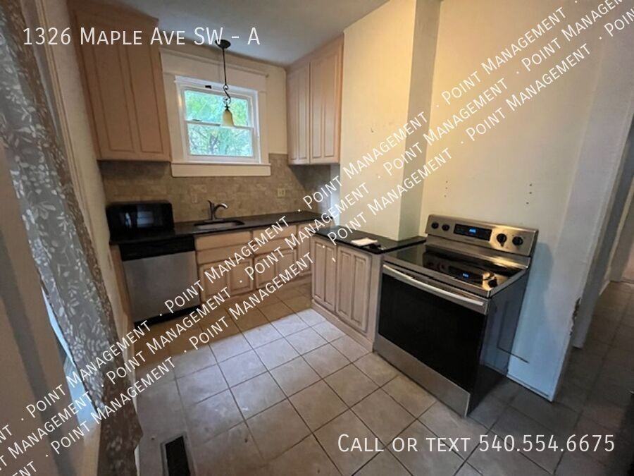 1326 Maple Ave Sw #A - Photo 4 of 5