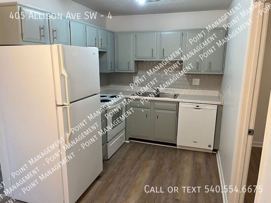 405 Allison Ave Sw #4 - Photo 3 of 8