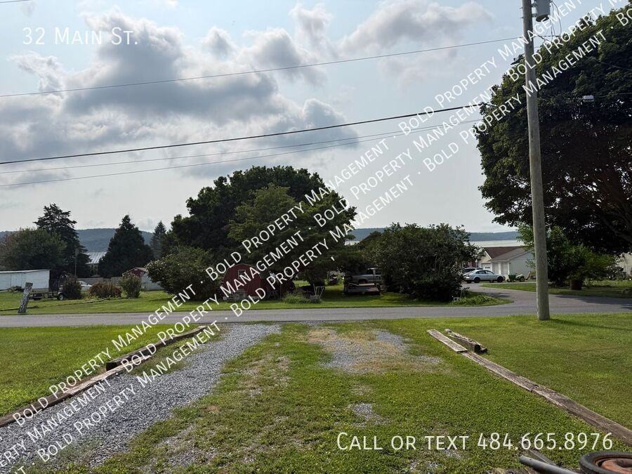 32 E Main St - Photo 3 of 16