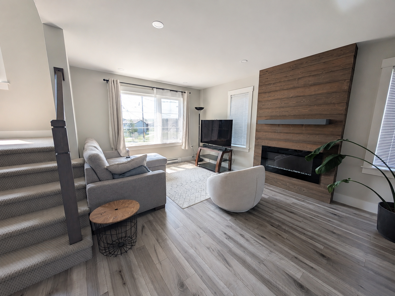 67 Travertine Court - Photo 3 of 19