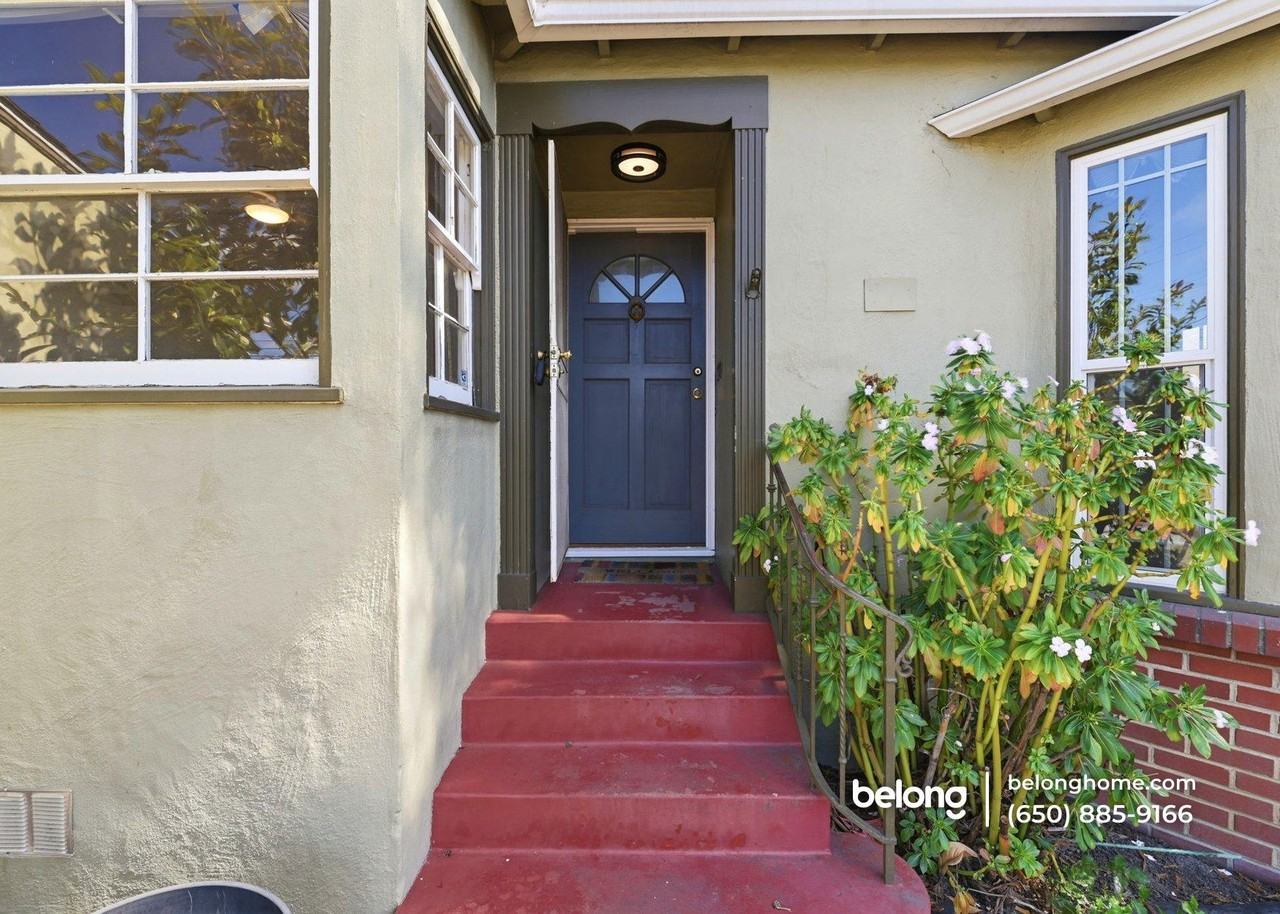 279 Bowling Green St - Photo 2 of 21