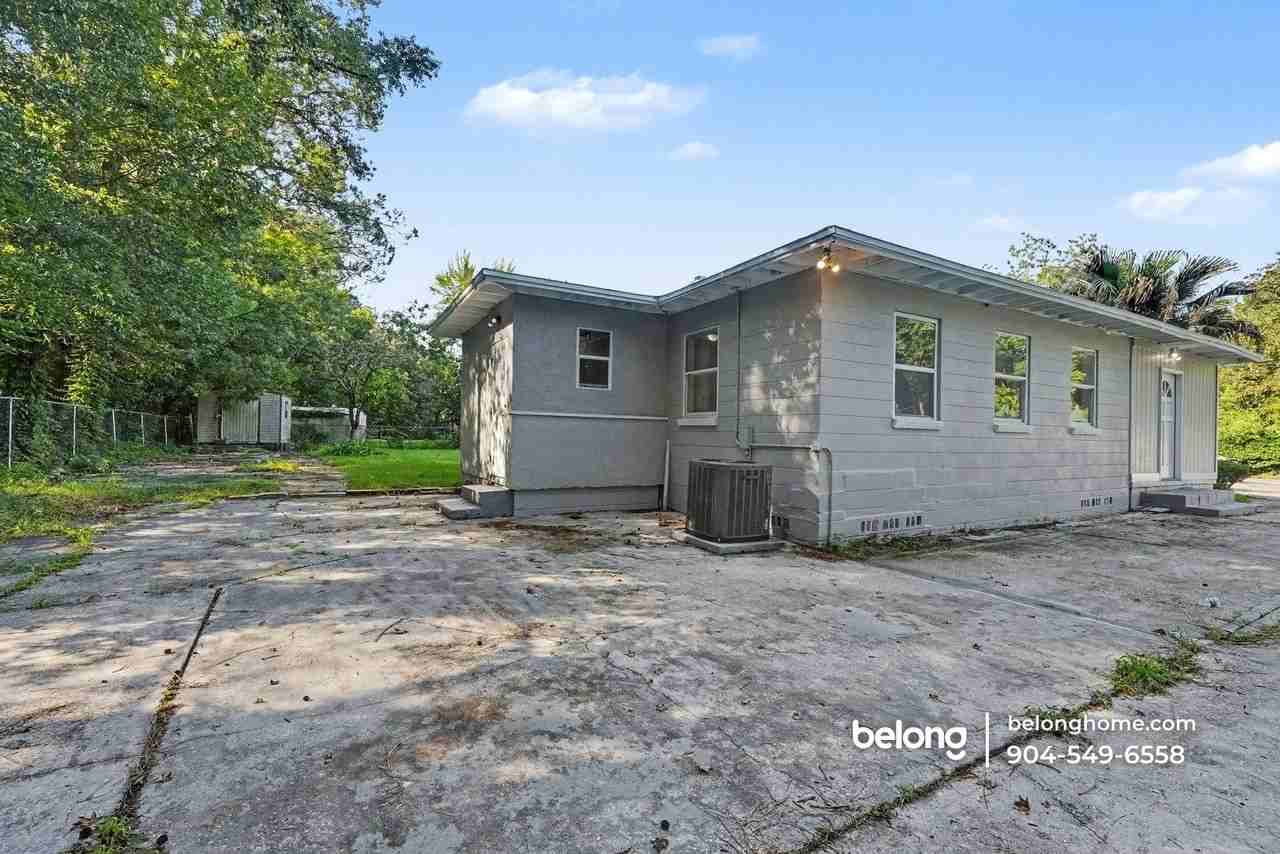5531 Agra Ct - Photo 5 of 19