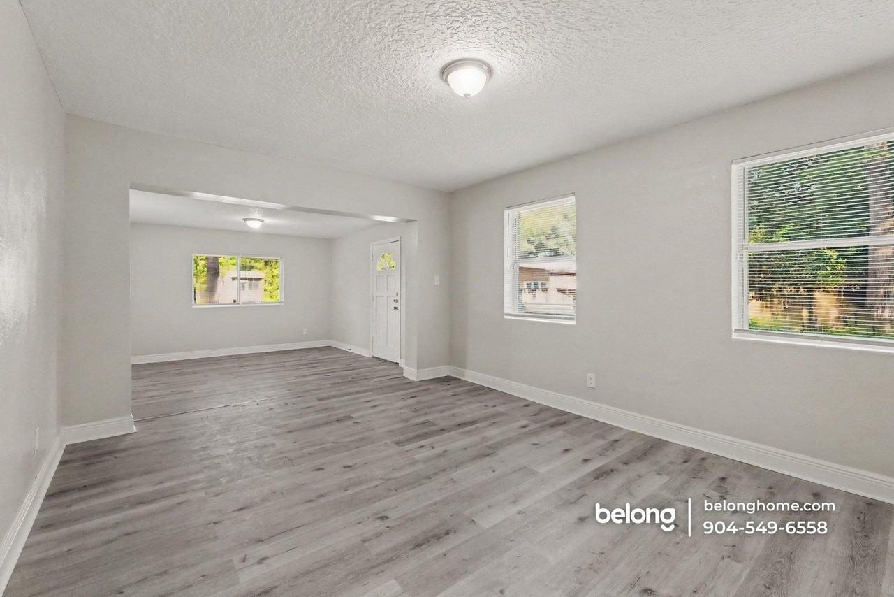 5531 Agra Ct - Photo 7 of 19