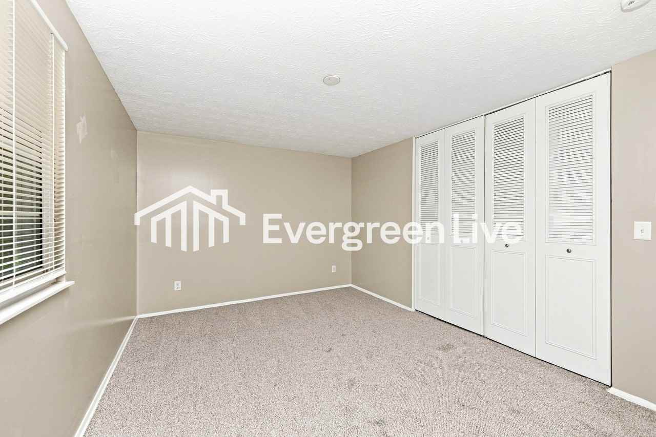 2781 Jupiter Dr - Photo 6 of 15
