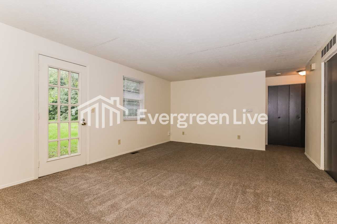 8277 Mount Mckinley Dr - Photo 3 of 15