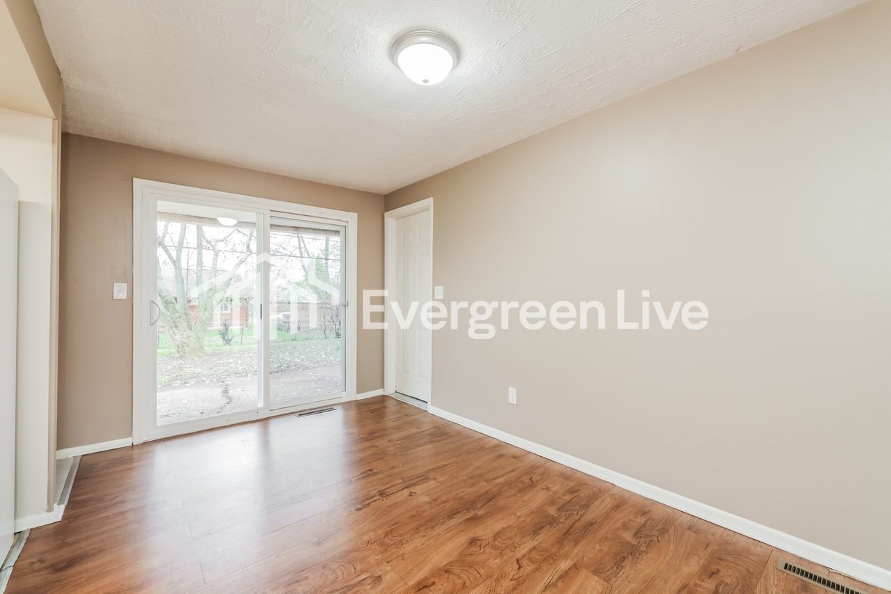 5932 Chambersburg Rd - Photo 7 of 15