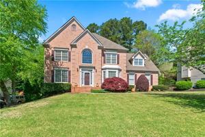 featured image of 7205 Fawn Lake Dr