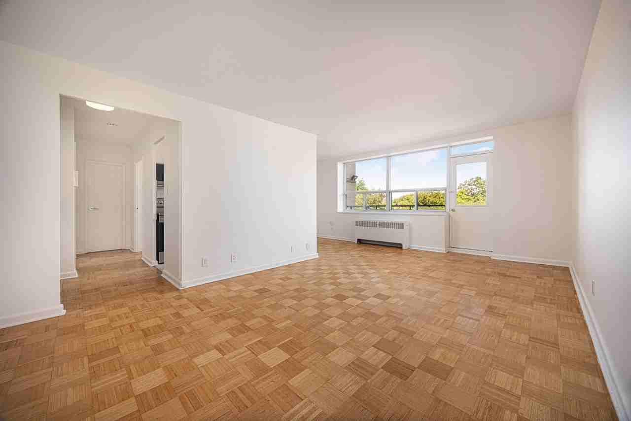 70 Esther Lorrie Drive - Photo 6 of 17