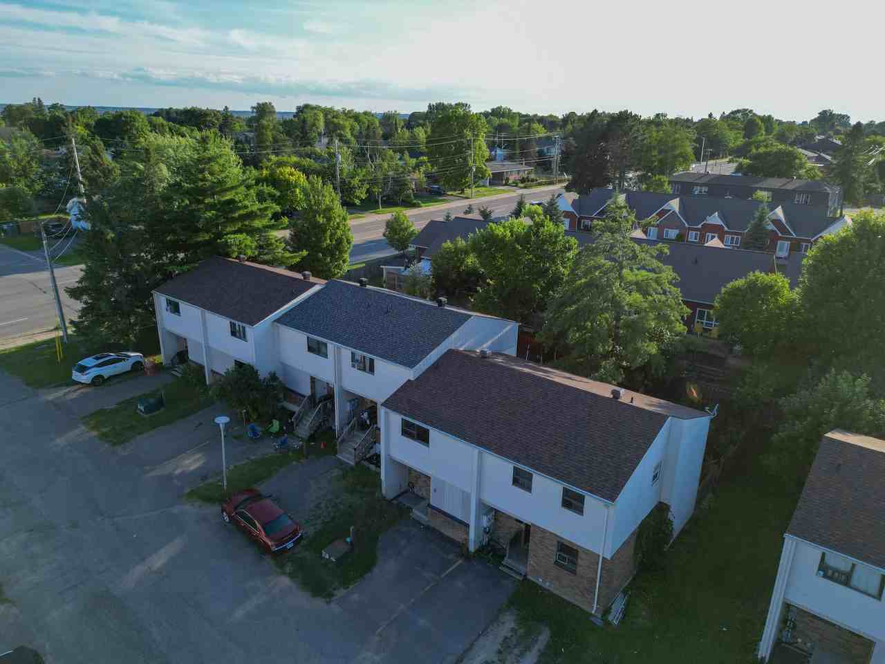 Crystal Heights Townhouses - Photo 3 of 13