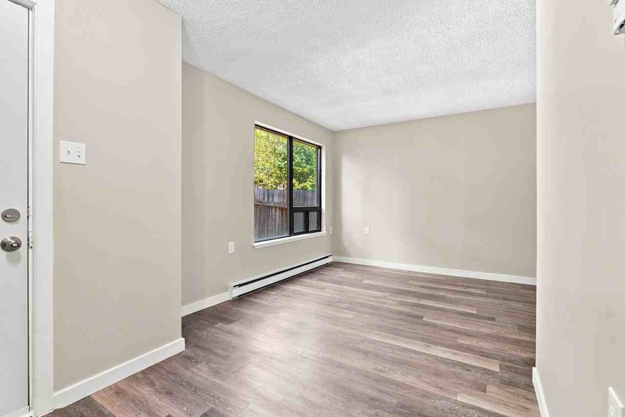 Crystal Heights Townhouses - Photo 5 of 13