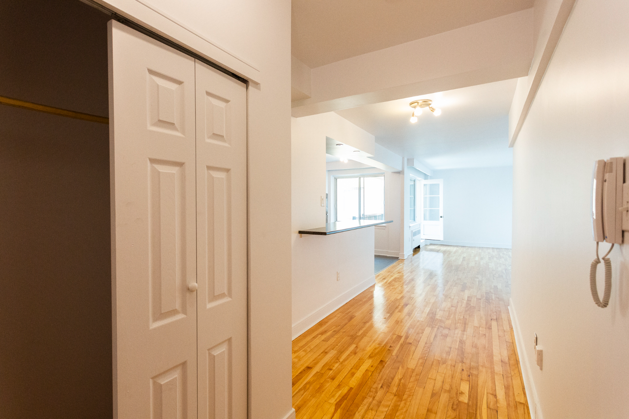 6920 Av Fielding — photo 2