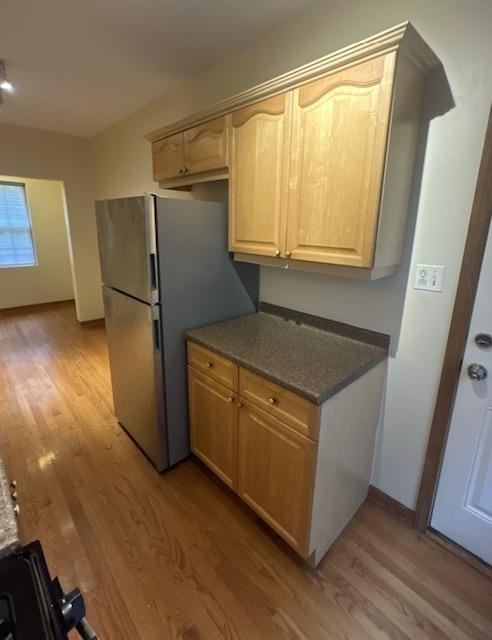 1818 W Chase Ave #2 - Photo 3 of 12