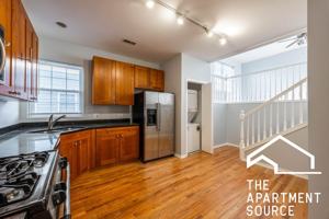 featured image of 2320 W Adams St #5