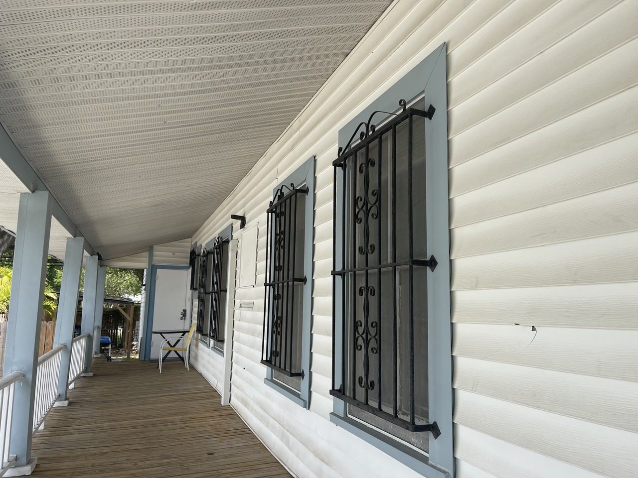 912 E Saint Clair St #NA - Photo 5 of 18