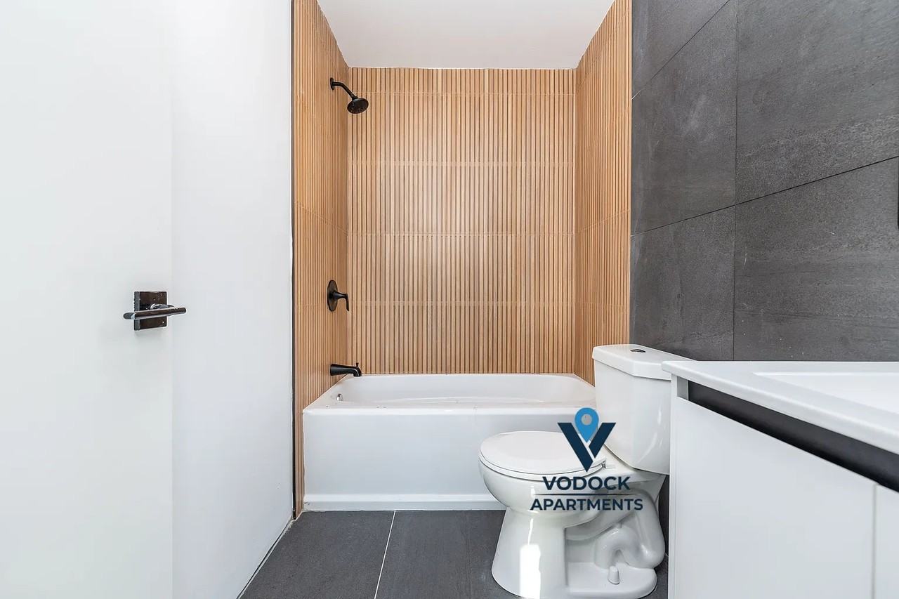 1252 Main Street #2B - Photo 4 of 18