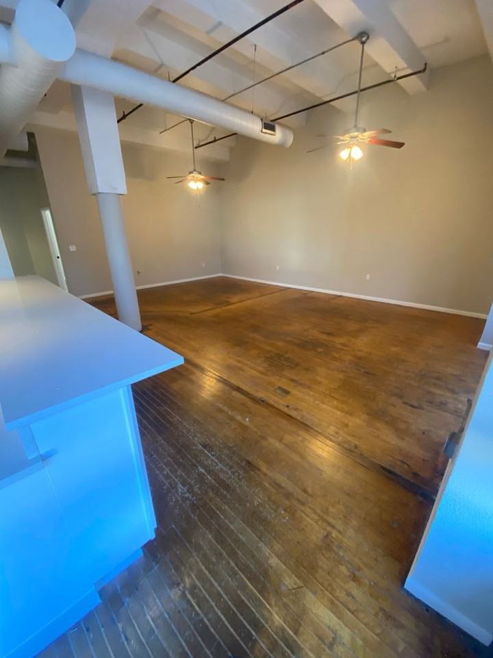 Lofts at 415 - Photo 3 of 16