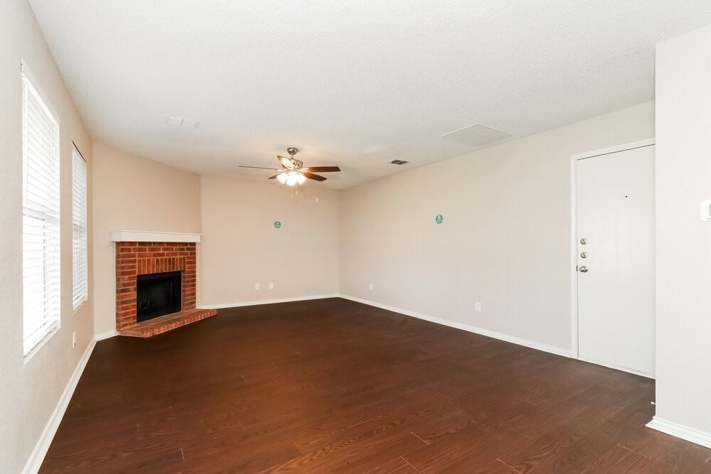 6151 Delollis Dr - Photo 4 of 17