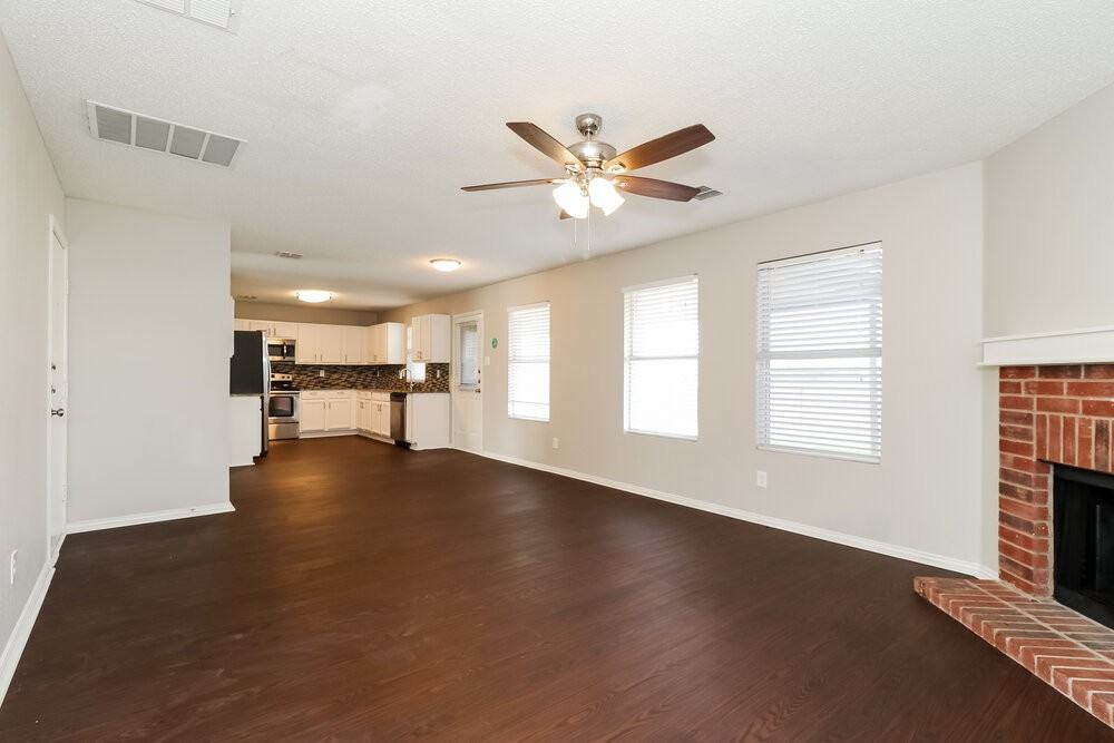 6151 Delollis Dr - Photo 5 of 17