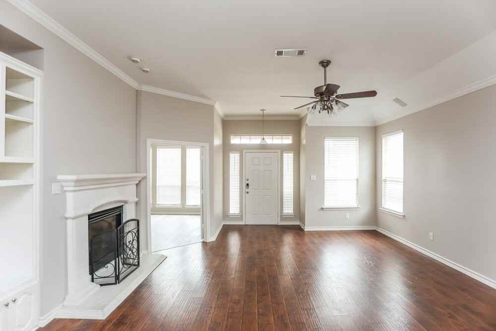 4520 Chesapeake Bay Dr - Photo 4 of 16