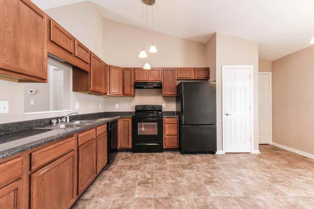 6388 Oyster Key Ln - Photo 5 of 19