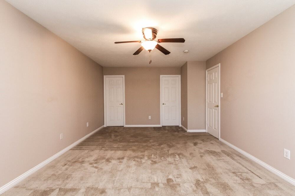 6388 Oyster Key Ln - Photo 7 of 19
