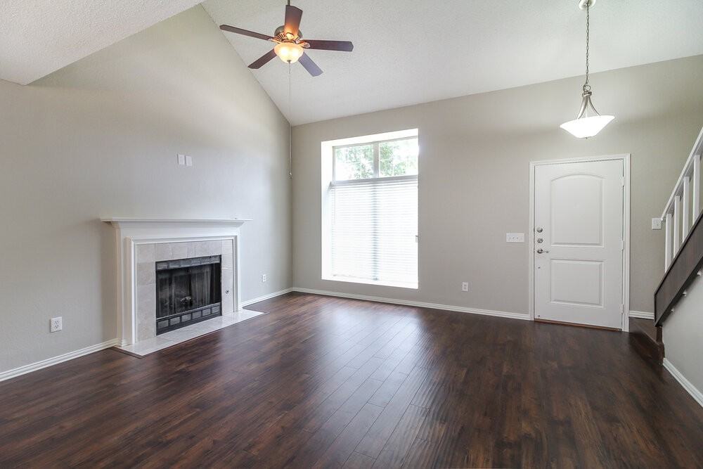 1508 Chapman St - Photo 3 of 15
