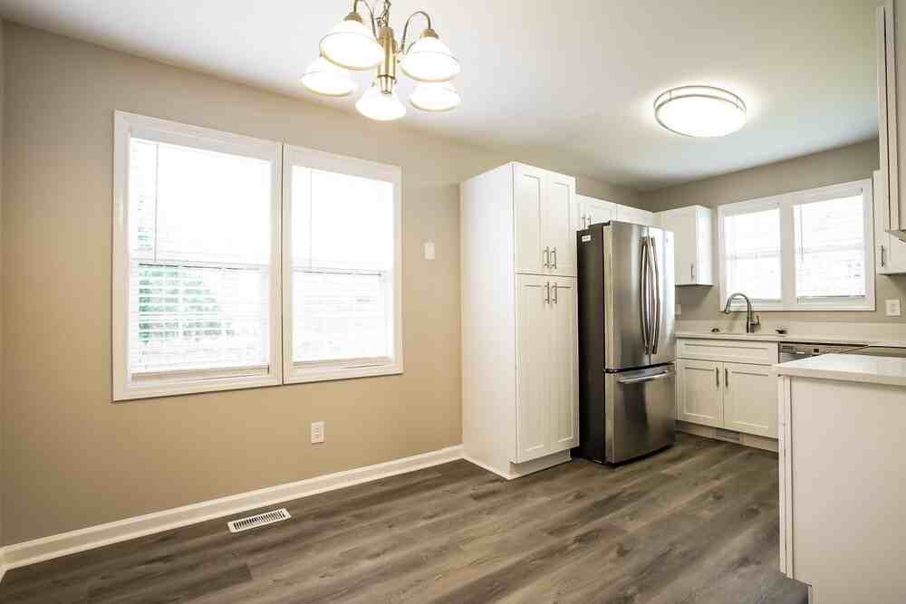 4909 Windblown Ct - Photo 7 of 17