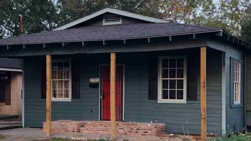 2720 Wenonah St - Photo 2 of 22