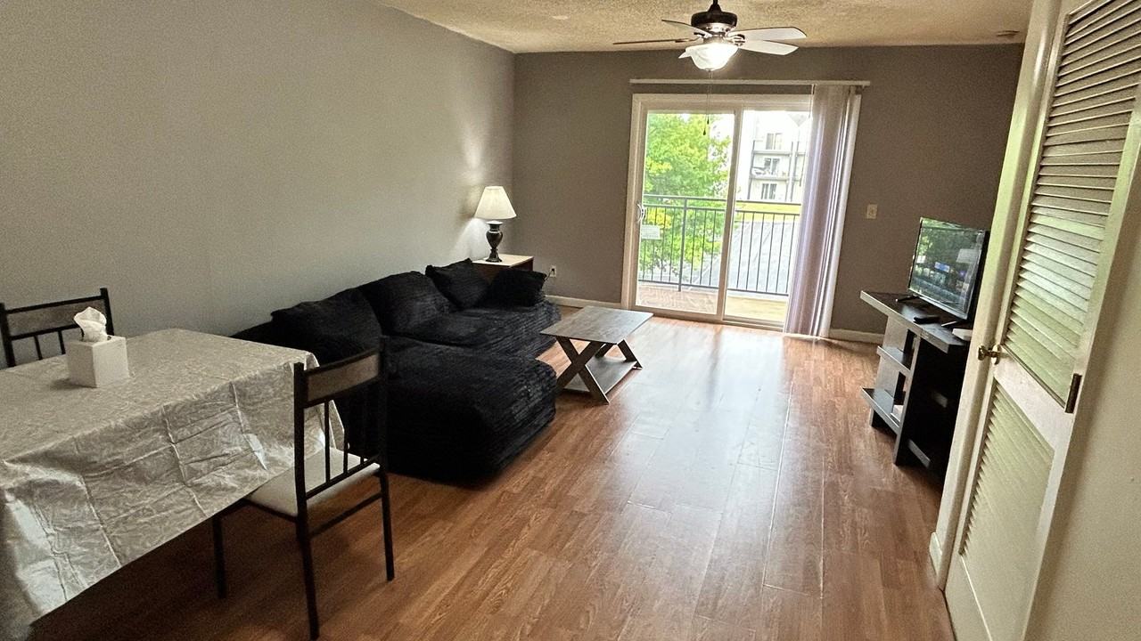 1360 Hunters Rd #L - Photo 2 of 21