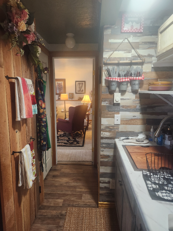 28710 3rd St - Photo 5 of 37