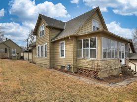 4663 Marcy St - Photo 1 of 1
