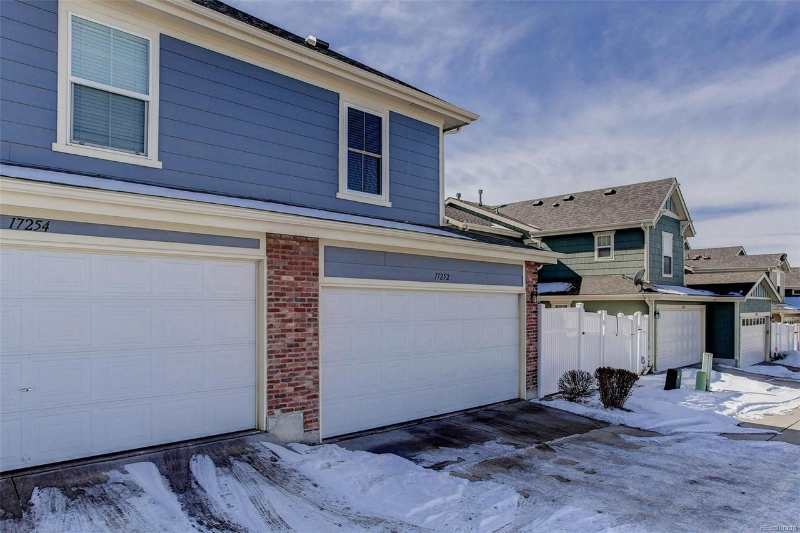 17252 E Kansas Dr - Photo 3 of 18