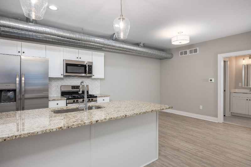 317 N Park Ave - Photo 5 of 12