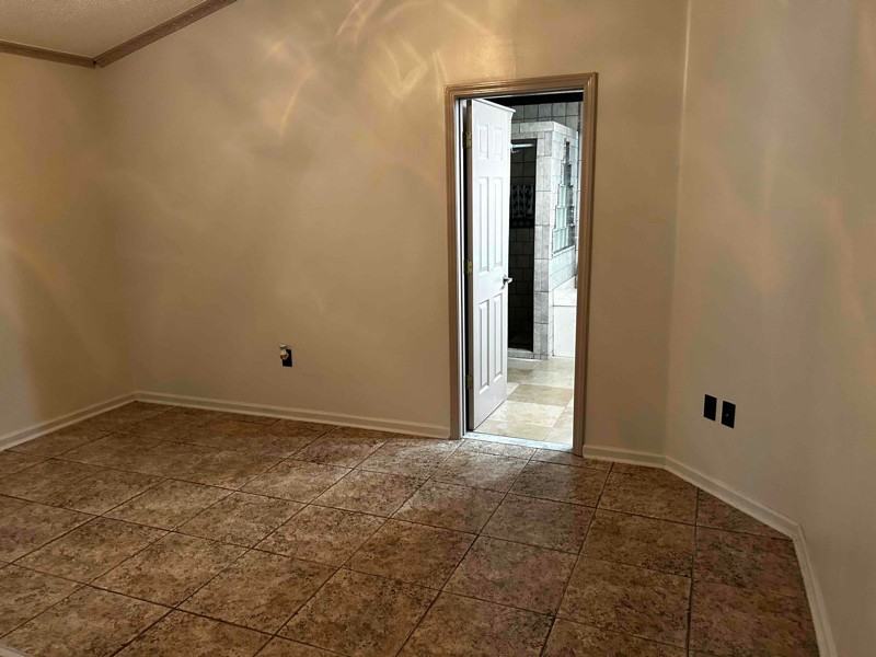 1519 Wayward Wind Ln - Photo 3 of 9