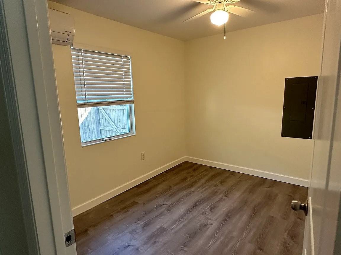816 10th St Sw - Photo 6 of 11