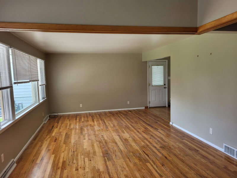 3716 7th Ave N - Photo 2 of 17
